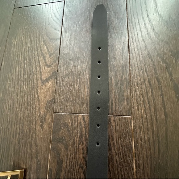 Kurt Geiger London 30mm Padlock Keeper Leather Belt - Size Small / Medium - Picture 5 of 12